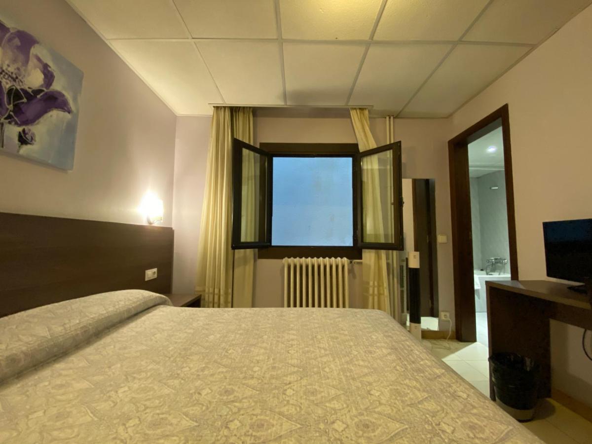 Somriu Hotel City M28 Андорра-ла-Велья Екстер'єр фото