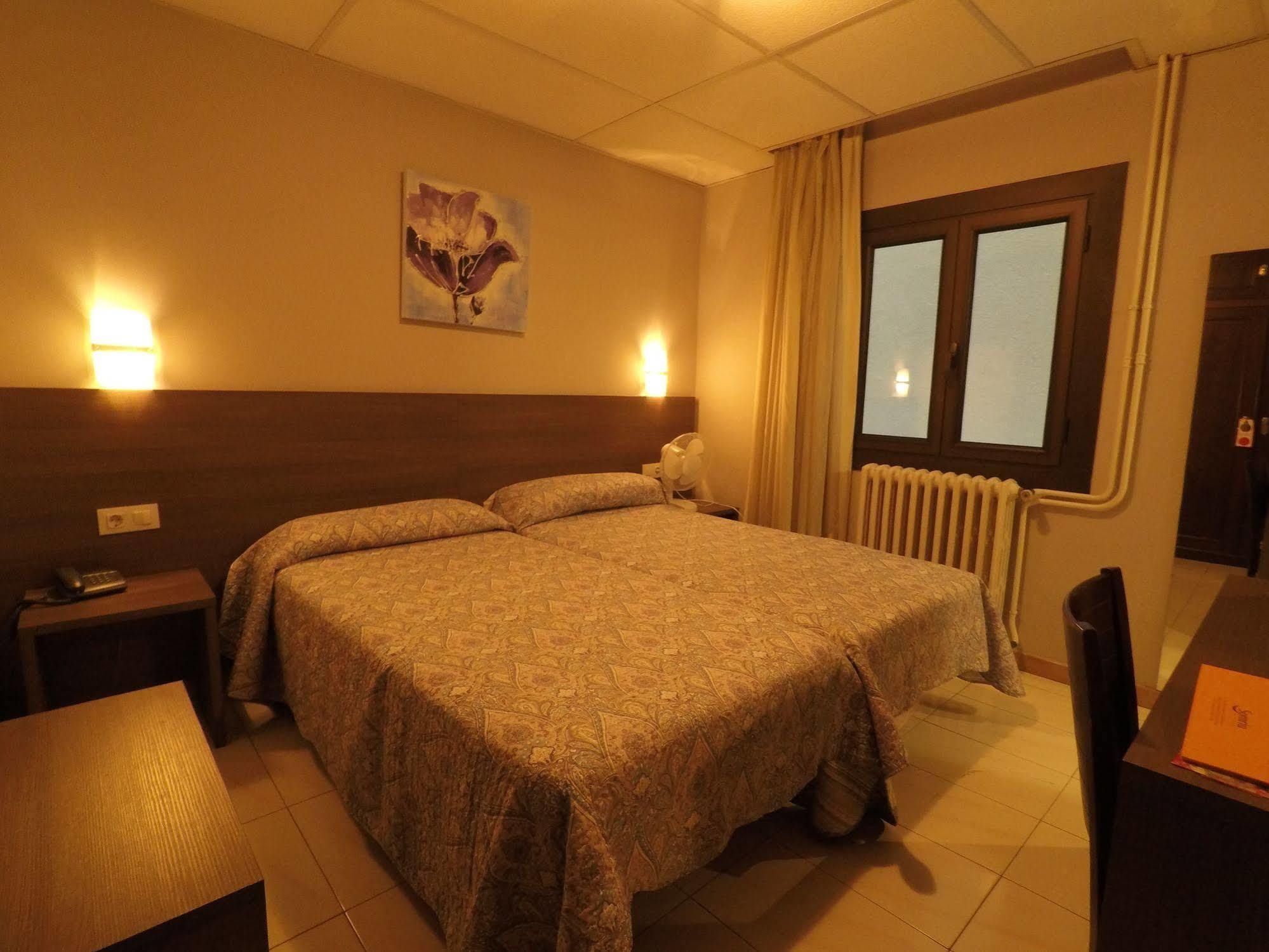 Somriu Hotel City M28 Андорра-ла-Велья Екстер'єр фото