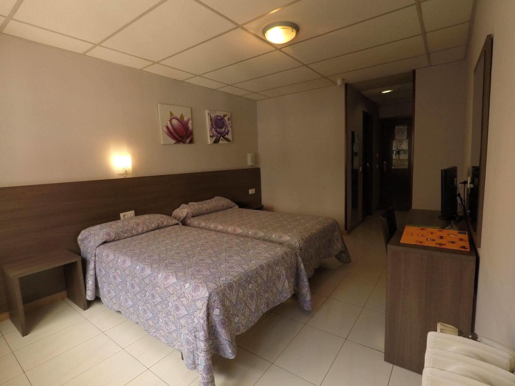 Somriu Hotel City M28 Андорра-ла-Велья Екстер'єр фото